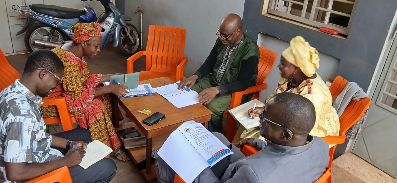 Séance de travail CNAPND-DAI MALI au siège de Diakonos Agapè International – photo 4